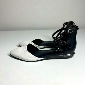 Bleecker & Bond White and Black Studded Flat Sandals Size 8